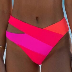 NWT | Size L | bikini bottom